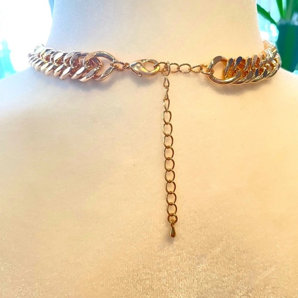 🌟Stunning New Gold Necklace, intricate double Cuban design is very striking - Picture 8 of 9